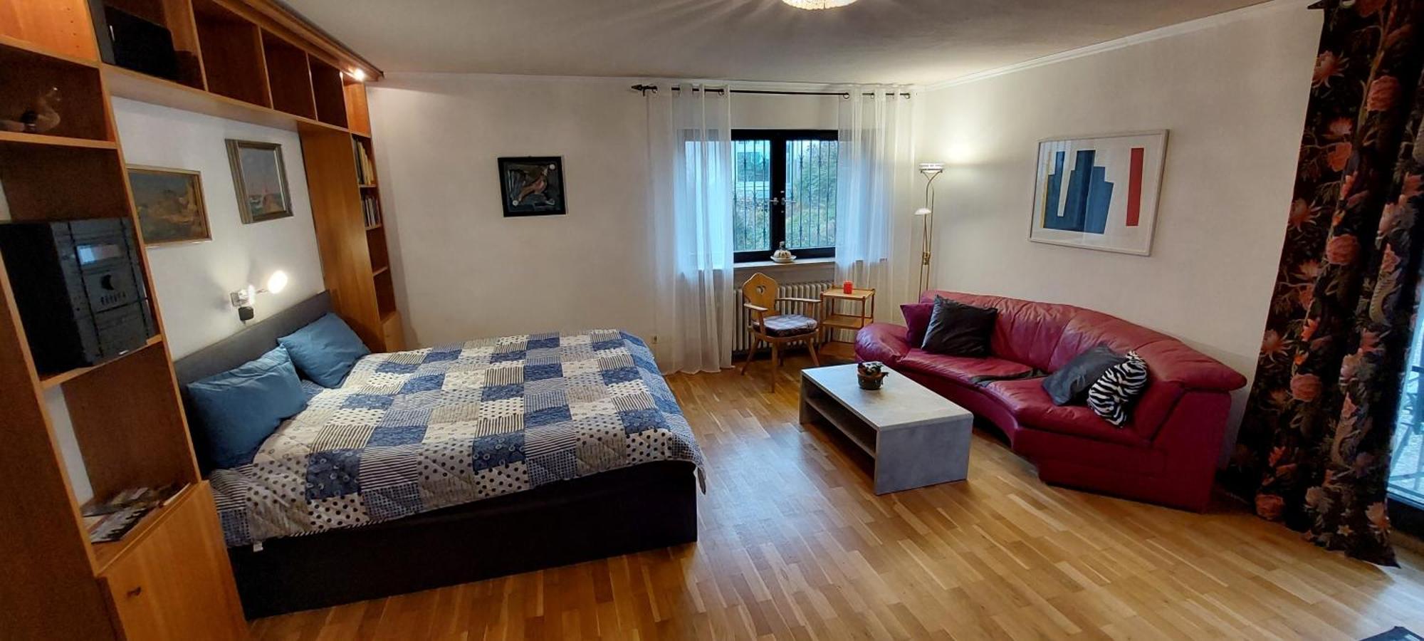 Grosszuegige Mit Terrasse Wuerzburg, Zell Apartment Zell am Main