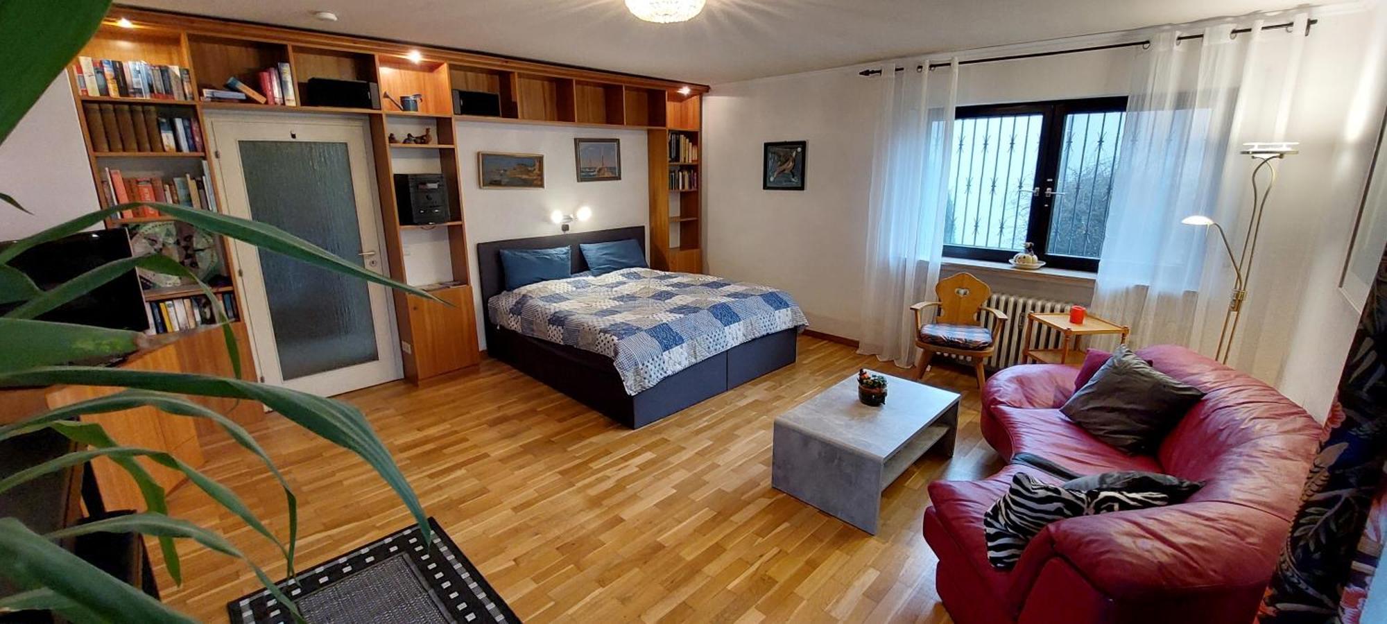 Appartement Grosszuegige Mit Terrasse Wuerzburg, Zell